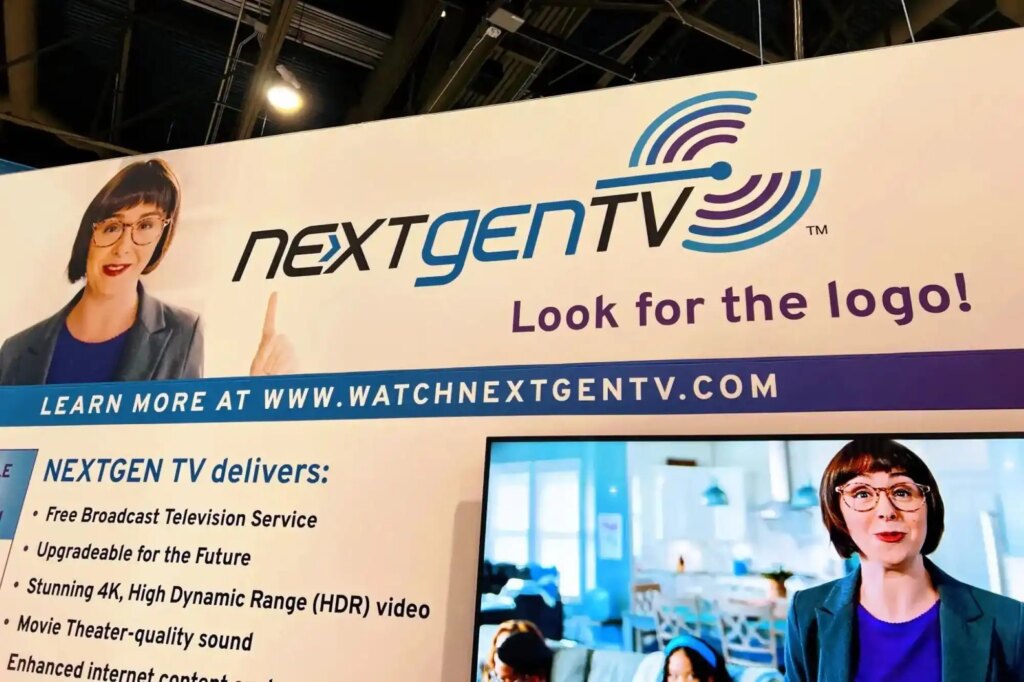 Broadcasters bungled free antenna TV. Now they want a bailout?
